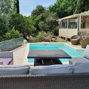 Mon Petit Eden Chalet